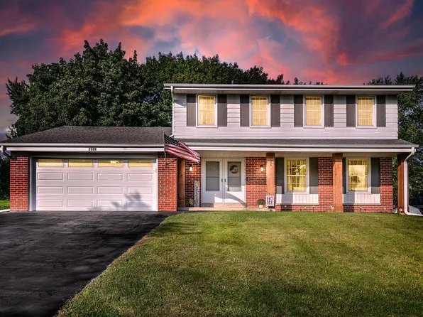 2508 Minot LANE, Waukesha, WI 53188