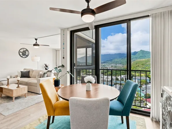 322 Aoloa St APT 1708, Kailua, HI 96734