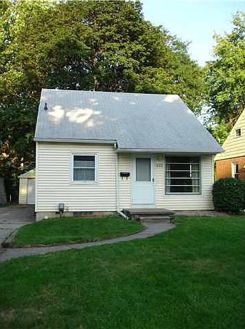 1st image of 532 Cornell Ave