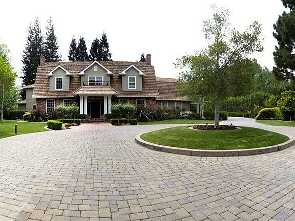 2nd image of 14493 Donna Ln