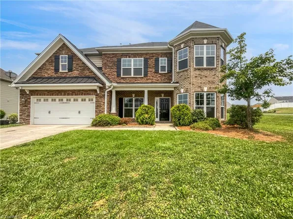 755 Cannonade Dr, Whitsett, NC 27377