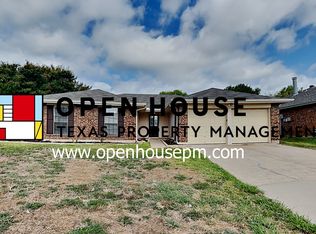 1031 Colony St, Flower Mound, TX 75028