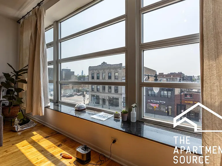 2416 W North Ave #E — Photo 6
