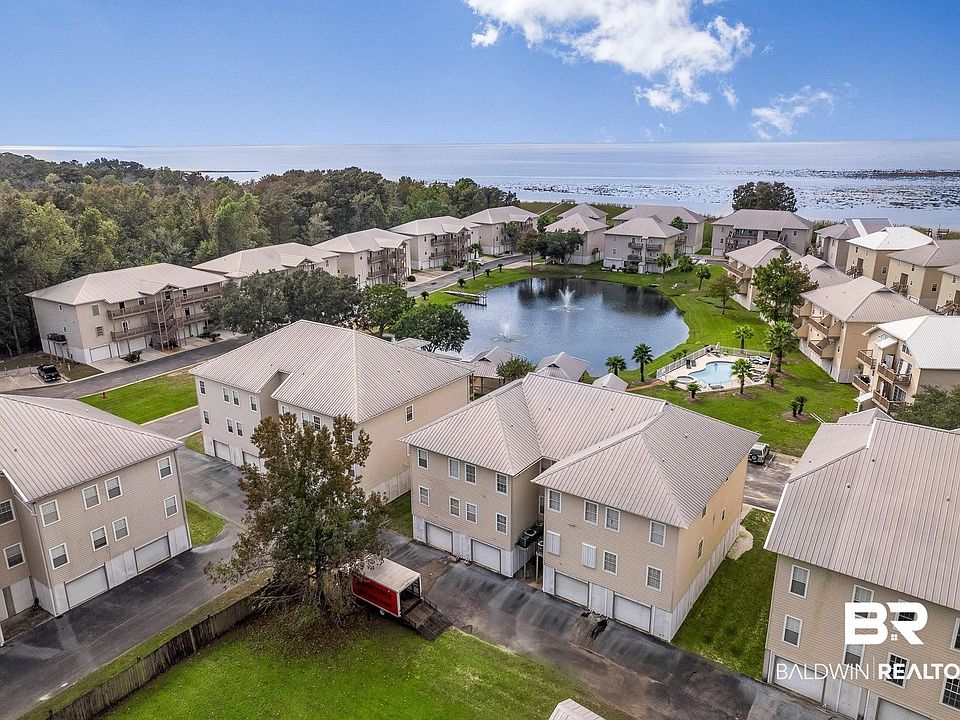 1st image of 4 Yacht Club Dr APT 86