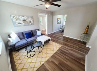 107 Rosewood Dr, Hampton, VA 23669