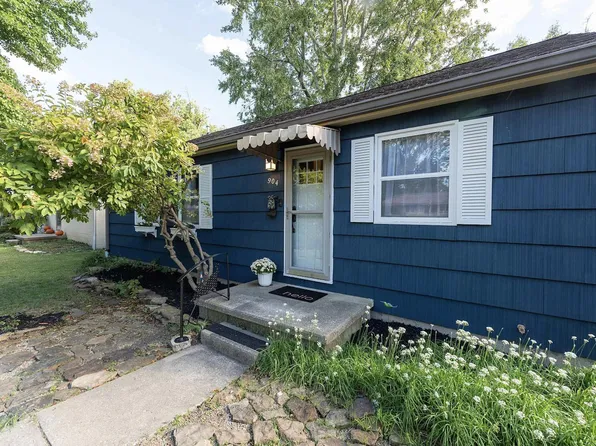 904 E Maxwell Ln, Bloomington, IN 47401