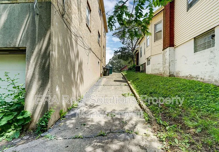 2137 Weron Ln #1 — Photo 41
