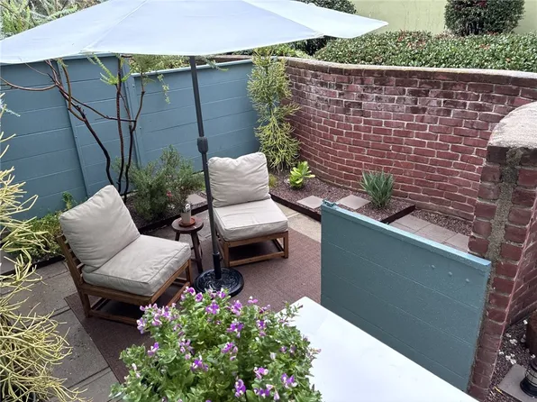 5326 1/2 Village Grn, Los Angeles, CA 90016