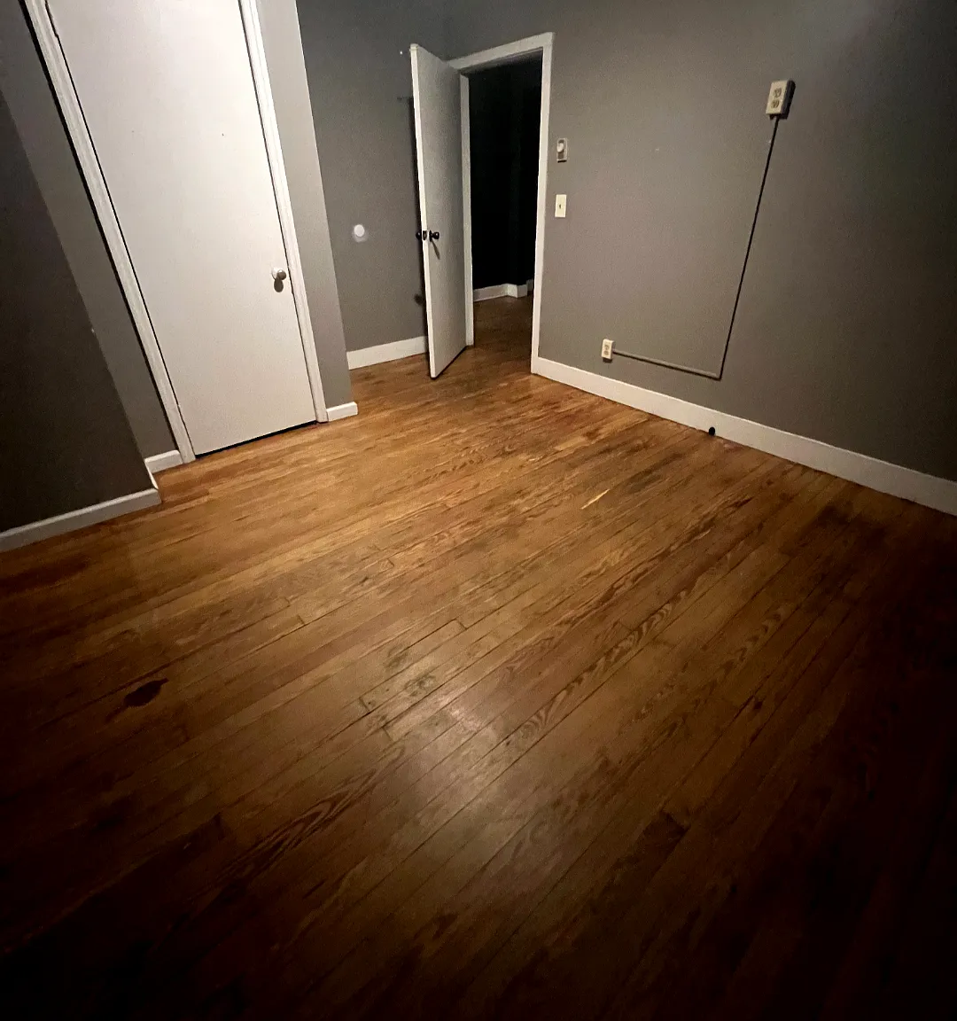 3 bed, 1100 sqft, $2,250 — Photo 2