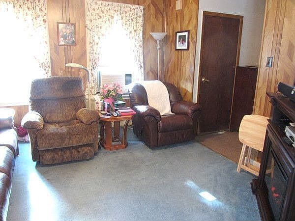 1st Floor Living Room