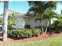 1st image of 3262 Lakeshore Dr