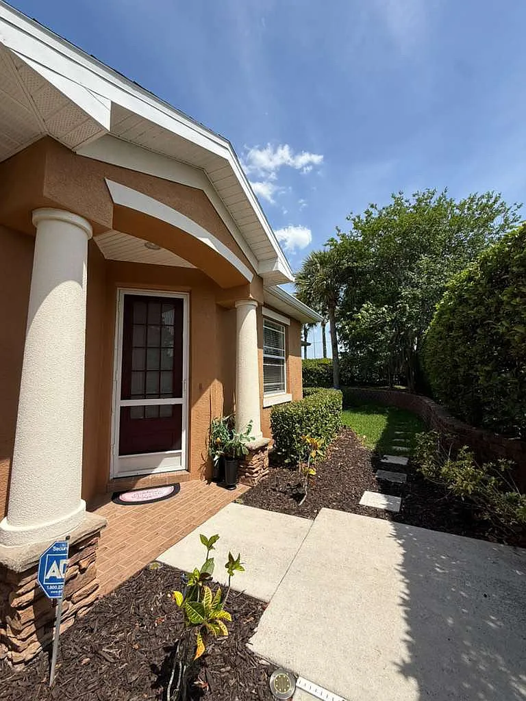 2 bed, 1499 sqft, $2,400 — Photo 2