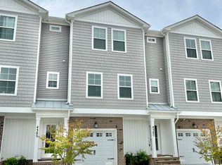 4307 Pinter Ln, Norfolk, VA 23518