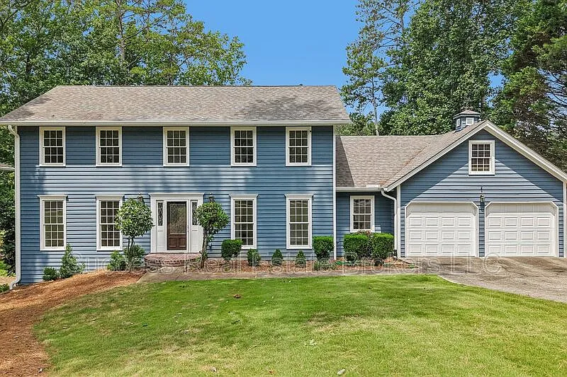 5 bed, 3.5 bath, 3796 sqft, $4,000 — Photo 1