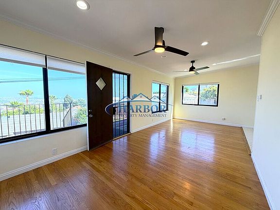 5th image of 827 W 22nd St