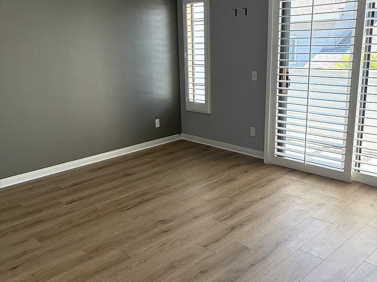 345 Avocado St #204B — Photo 6