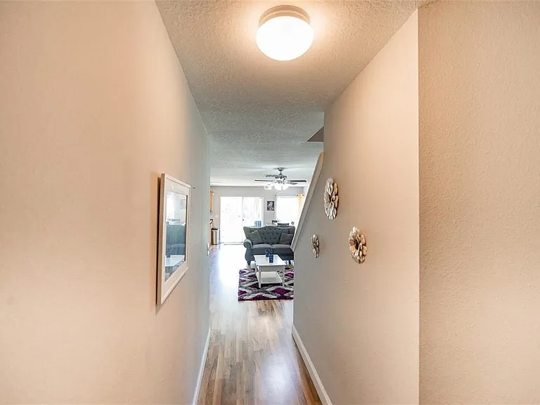 4514 Limerick Dr — Photo 4