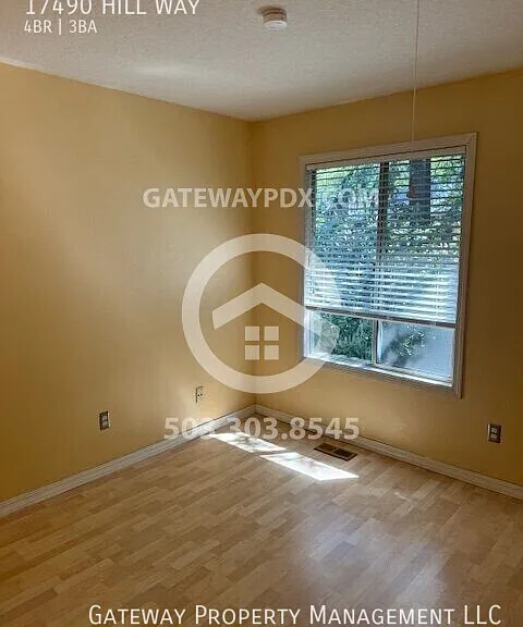 17490 Hill Way — Photo 22