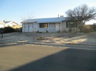 907 Nyasa Rd SE, Rio Rancho, NM 87124
