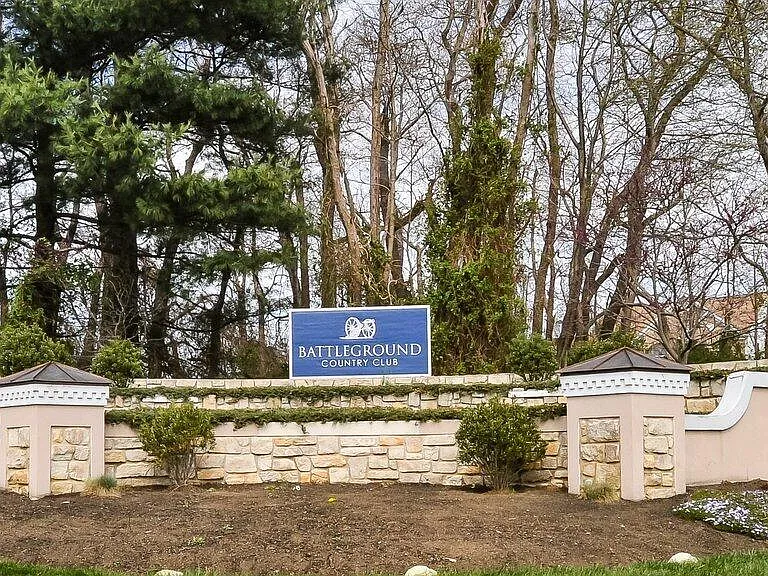 12 Patton Ct — Photo 31