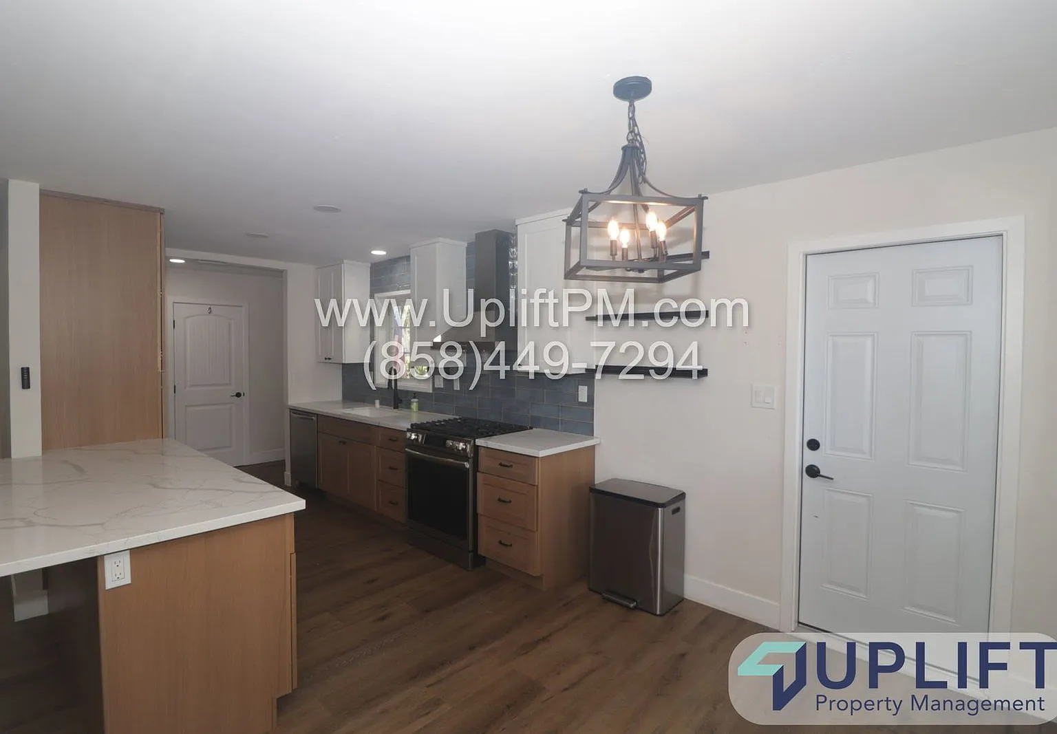 5 bed, 3.0 bath, 1917 sqft, $5,800 — Photo 3