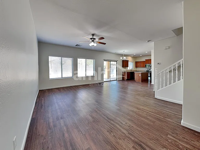10858 E Wallflower Ln — Photo 9