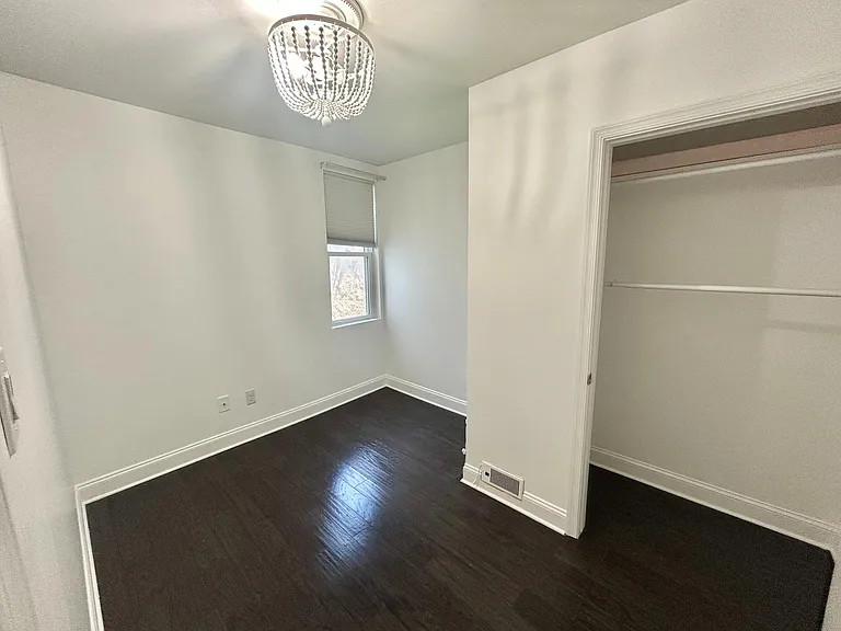 2545 Ellsworth St — Photo 8
