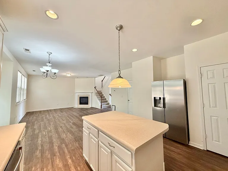 2913 Glade Aster Ct — Photo 7