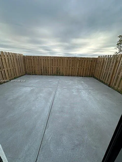 4 bed, 2.5 bath, 1666 sqft, $2,850 — Photo 3