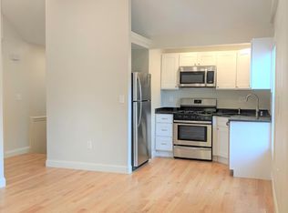 44 Cogswell Ave #2B, Cambridge, MA 02140