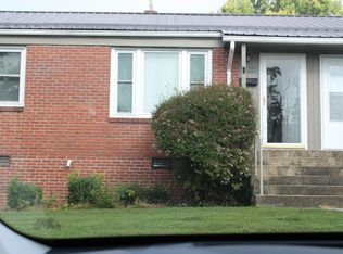 88 Trowbridge Ln, Brevard, NC 28712