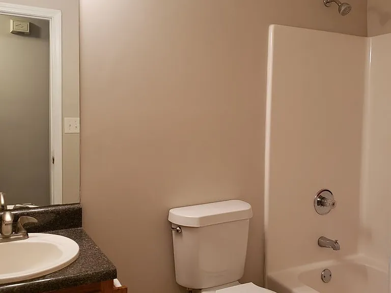 147 Kylee Ct — Photo 10