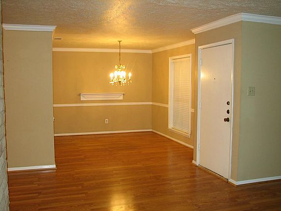 4th image of 10319 Sagegreen Dr