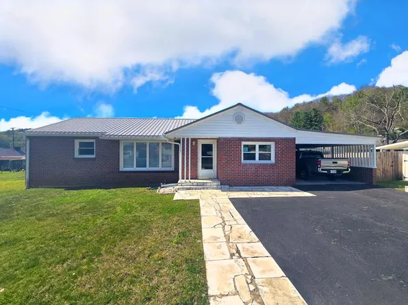 106 2nd Ave, Richlands, VA 24641