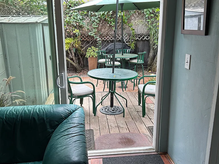 680 Longbranch Ave — Photo 54