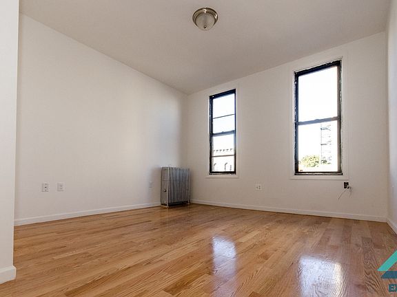 2nd image of 278 Wyckoff Ave #3RFC