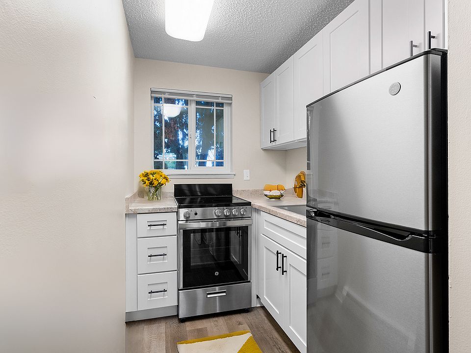 Rainier Garden Studio