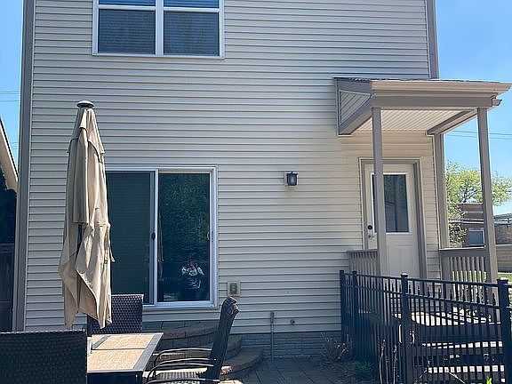 2nd image of 465 N Washington Ave