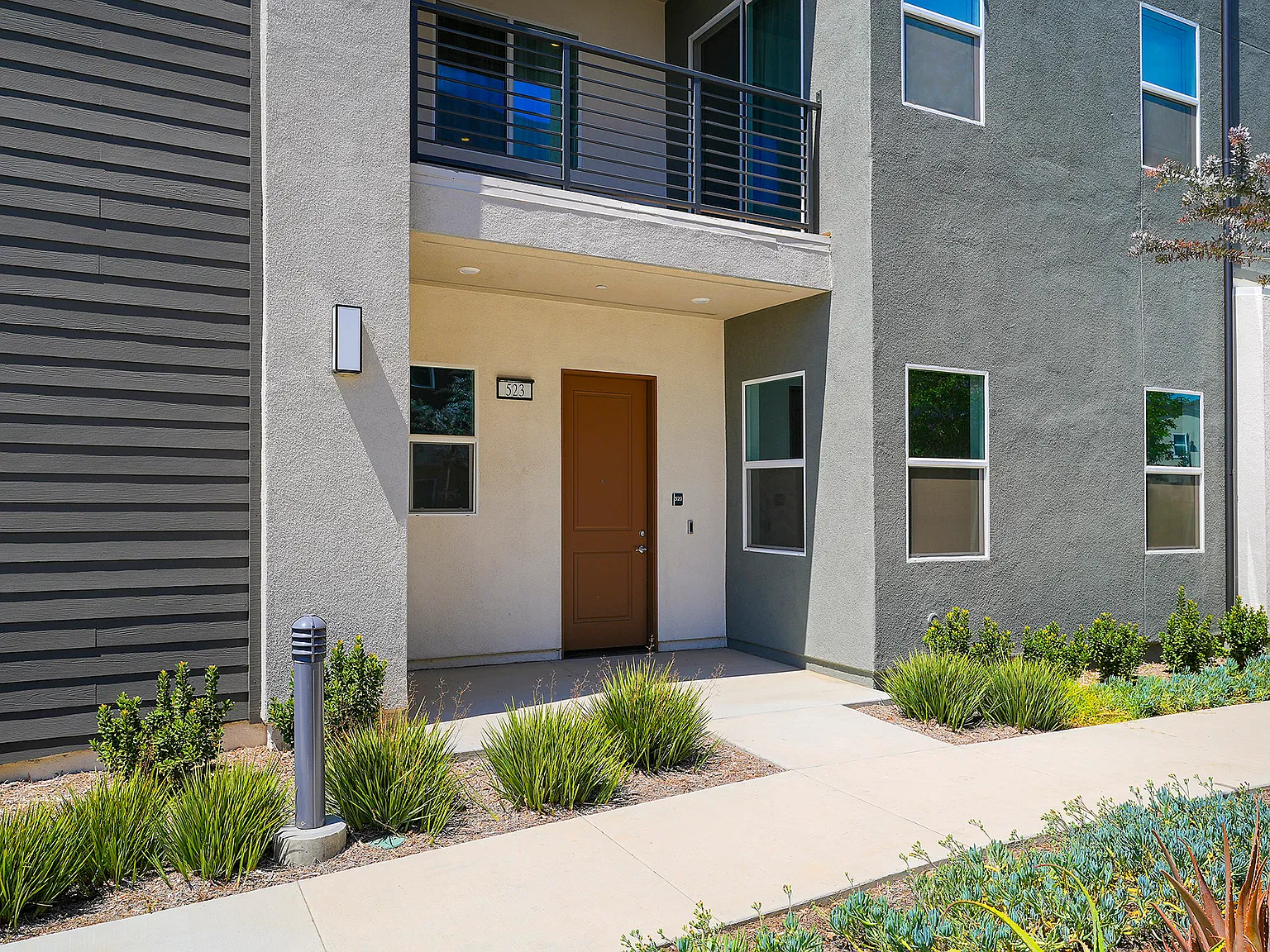 2 bed, 1446 sqft, $4,000 — Photo 4