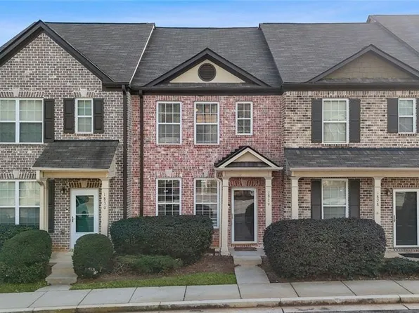1829 Bayrose Cir, East Pt, GA 30344