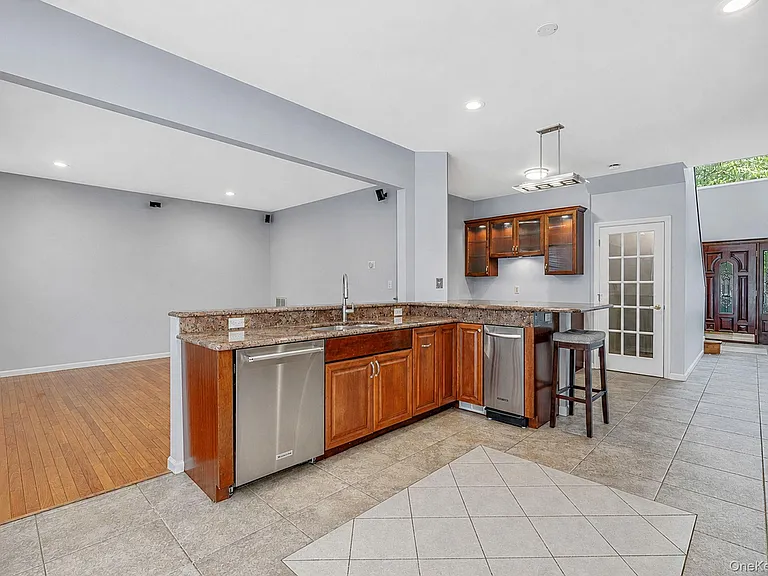 101 Raspberry Ct — Photo 14
