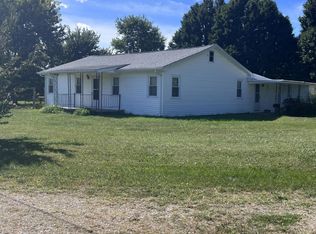 990 Cemetery Rd, Waynesburg, KY 40489