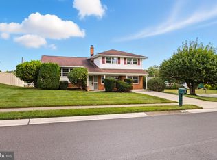 9 White Clay Cres, Newark, DE 19711
