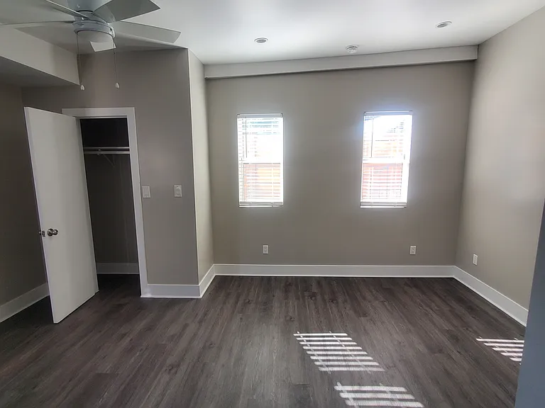 4569 Catalpa St — Photo 13