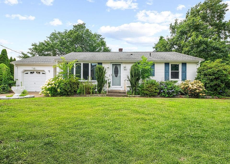 1st image of 12 Janet Dr