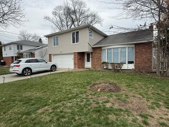 23 Geoffrey Ln