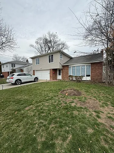 23 Geoffrey Ln Photo 1