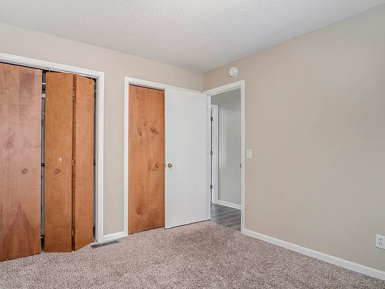 6679 Pleasantview St NE — Photo 15