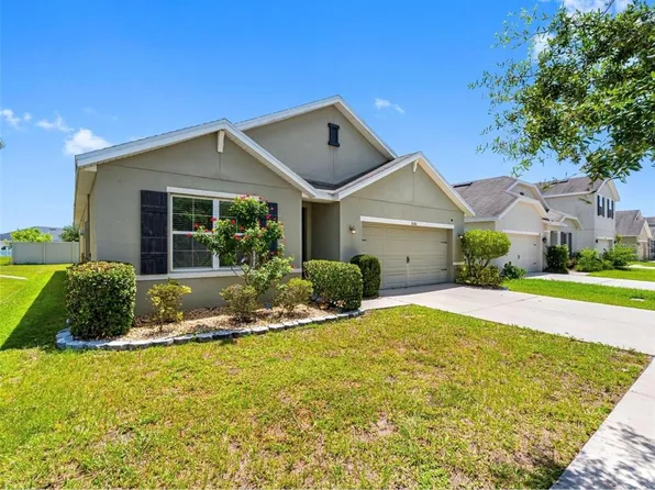 8106 Bilston Village Ln, Gibsonton, FL 33534