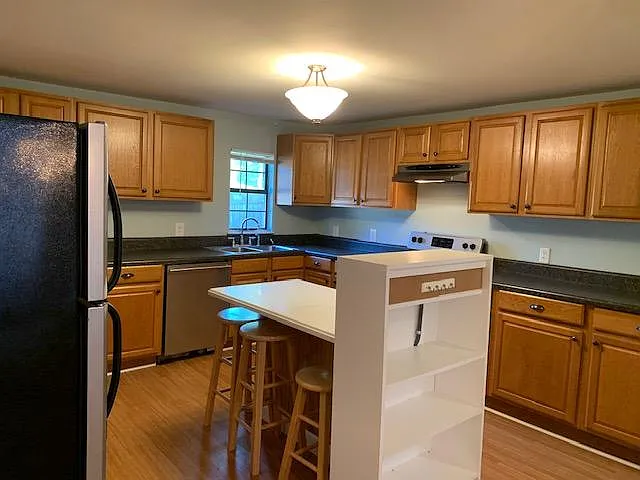 1227 Chester Ave — Photo 19